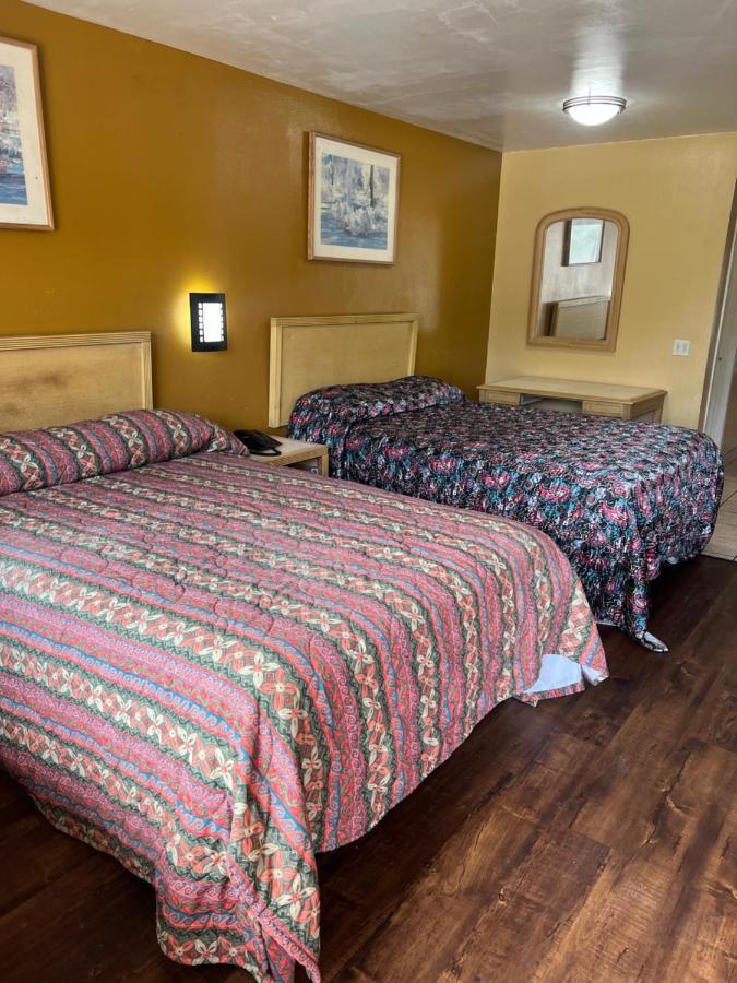 Sunpark Inn & Suites San Bernardino Exterior photo