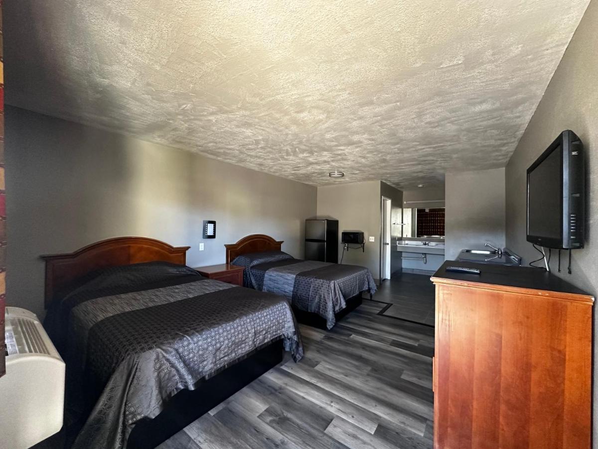 Sunpark Inn & Suites San Bernardino Exterior photo